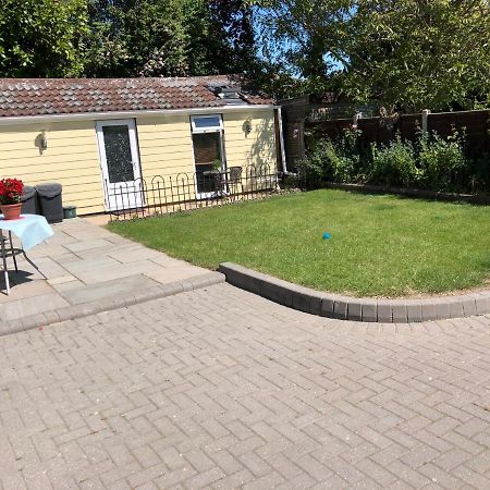 Apartamento Cosy 1 Bed Garden Annexe Colchester Exterior foto