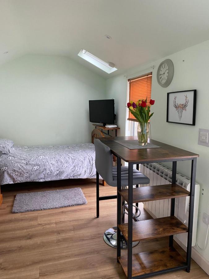 Apartamento Cosy 1 Bed Garden Annexe Colchester Exterior foto